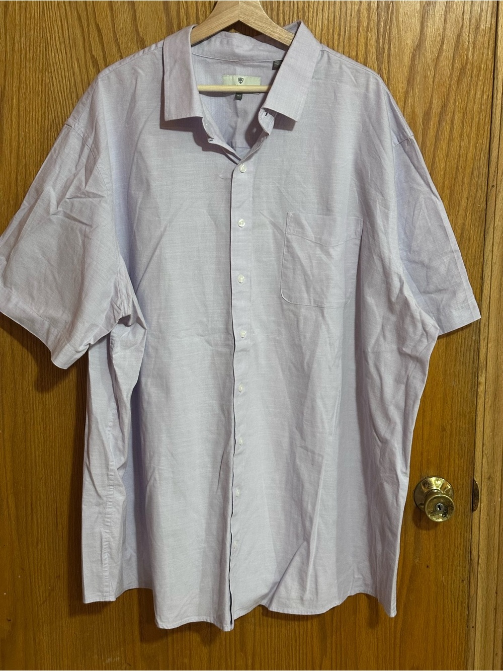 Oak Hill Men's Short-Sleeve Button-Down Shirt in Light Lavender cotton